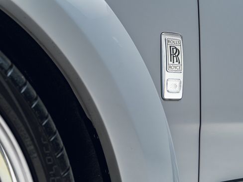Used 2026 Rolls-Royce Cullinan AWD/4WD image 24