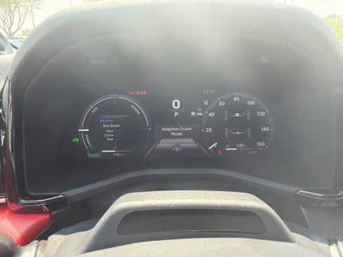 Used 2025 Toyota Camry XSE w/ Premium Plus Package AWD/4WD image 27