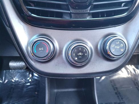 Used 2021 Chevrolet Spark LS image 23