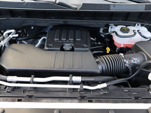 Used 2026 Chevrolet Silverado 1500 Custom AWD/4WD image 38