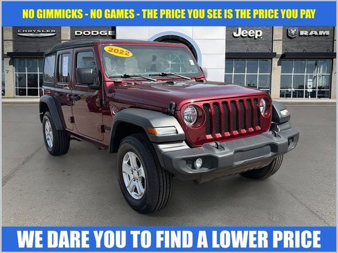 Used 2022 Jeep Wrangler Unlimited Sport AWD/4WD image 1