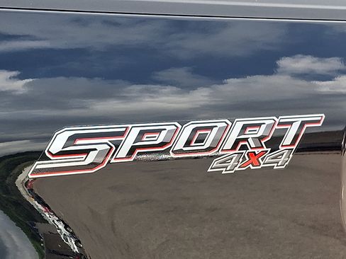 Used 2022 Ford F150 XLT w/ Equipment Group 302A High AWD/4WD image 30