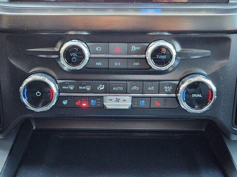 New 2026 Ford F250 Lariat w/ Black Appearance Package image 14