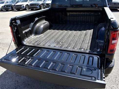 New 2026 RAM 1500 Big Horn AWD/4WD image 14