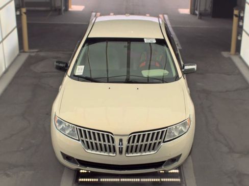 Used 2012 Lincoln MKZ Hybrid FWD image 2
