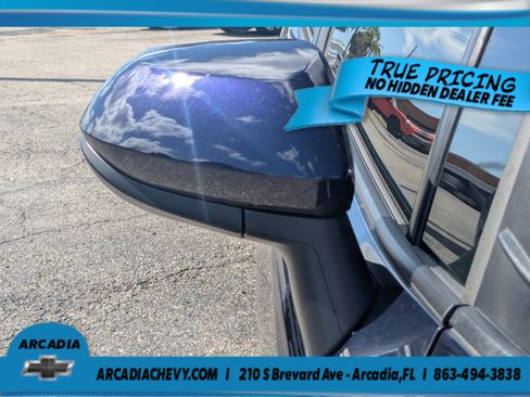 Used 2025 Toyota Corolla LE FWD image 12