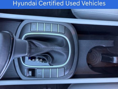 Certified 2025 Hyundai Kona SEL image 30