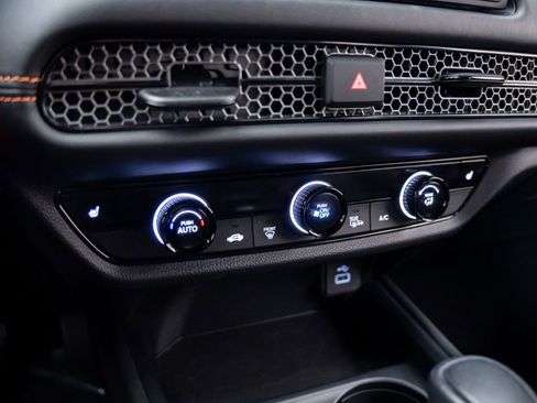 Certified 2024 Honda HR-V Sport image 30