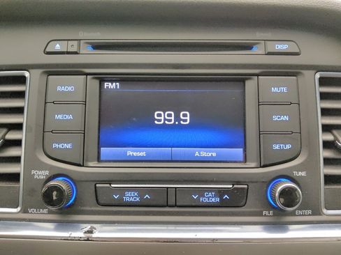 Used 2016 Hyundai Sonata SE FWD image 25
