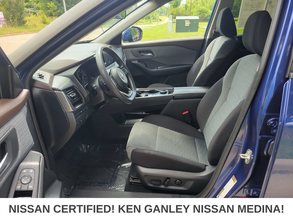 Certified 2023 Nissan Rogue SV AWD/4WD image 36