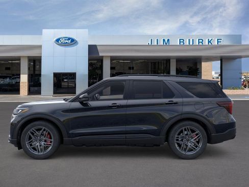 New 2026 Ford Explorer ST RWD image 3