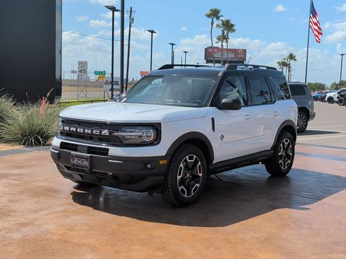 Used 2021 Ford Bronco Sport Outer Banks w/ Outer Banks Package (96D) AWD/4WD image 5