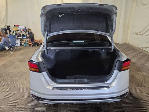 Used 2023 Nissan Altima 2.5 SL FWD image 21