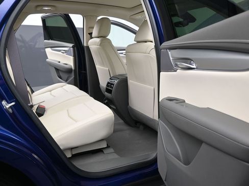 Used 2024 Cadillac XT5 Premium Luxury w/ Technology Package image 19