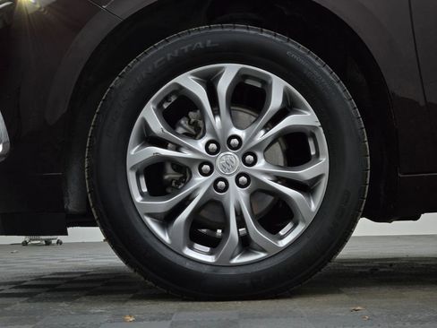 Used 2021 Buick Enclave Avenir w/ Avenir Technology Package image 24