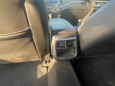 Used 2018 Chevrolet Impala LT FWD image 26