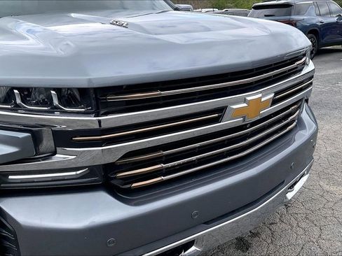 Used 2019 Chevrolet Silverado 1500 High Country w/ Technology Package AWD/4WD image 33