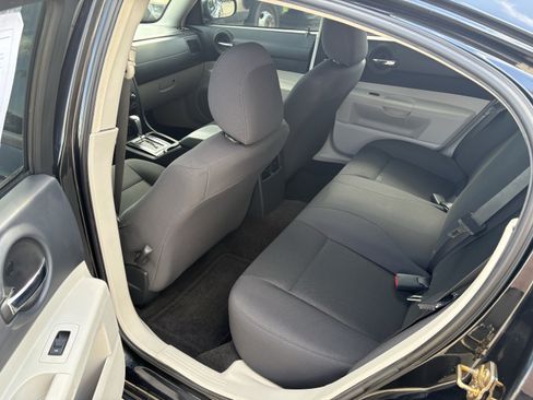 Used 2006 Dodge Charger w/ Convenience Group I RWD image 12