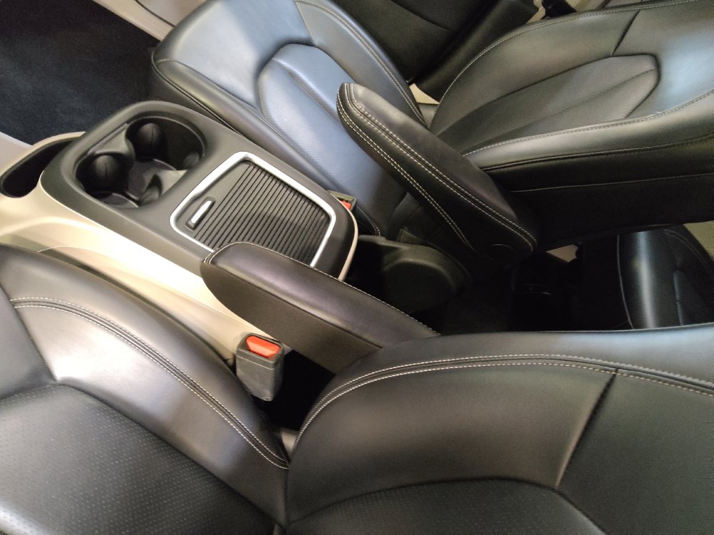 Used 2023 Chrysler Pacifica Touring-L FWD image 26