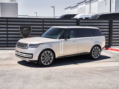 Used 2024 Land Rover Range Rover Long Wheelbase Autobiography AWD/4WD image 5