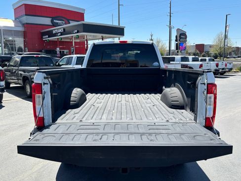 Used 2017 Ford F350 XLT w/ XLT Value Package AWD/4WD image 11
