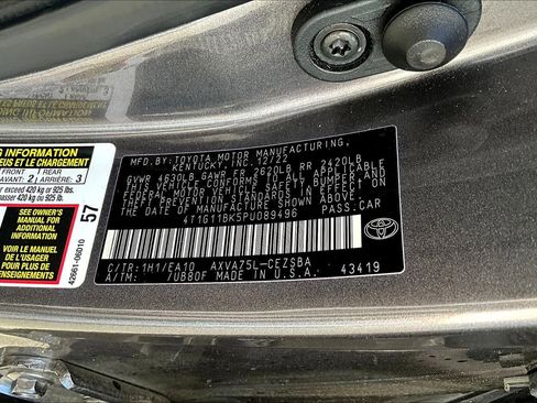 Used 2023 Toyota Camry SE image 35