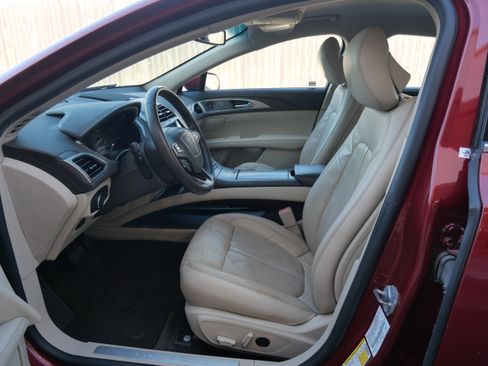 Used 2018 Lincoln MKZ Reserve image 19