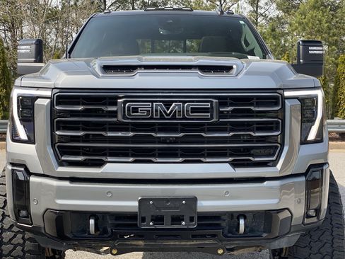 Used 2025 GMC Sierra 2500 AT4 w/ AT4 Premium Plus Package image 19