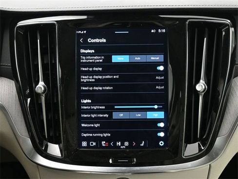 Used 2023 Volvo S60 B5 Ultimate w/ Climate Package image 18