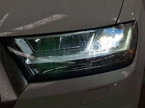 Used 2019 Audi Q7 3.0T Premium Plus w/ Premium Plus Package image 7