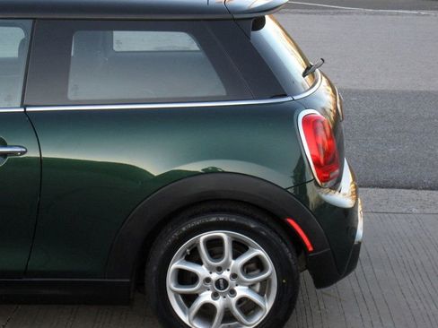 Used 2015 MINI Cooper S image 8