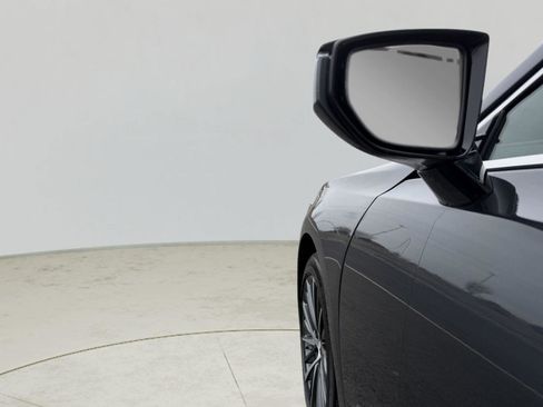 Used 2023 Lexus ES 250 w/ Premium Package image 7