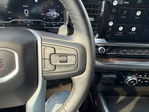 Used 2022 GMC Sierra 1500 Elevation w/ Preferred Package AWD/4WD image 24