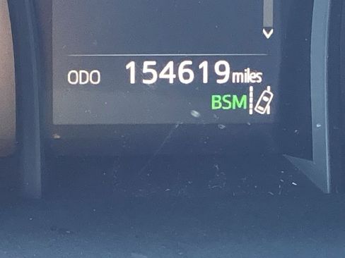 Used 2018 Toyota Camry LE w/ Convenience Package image 4