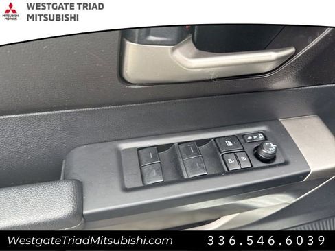 Used 2022 Toyota Tundra SR5 w/ Advanced Technology Package image 16