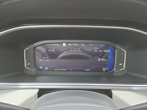 Certified 2025 Volkswagen Taos SEL AWD/4WD image 11