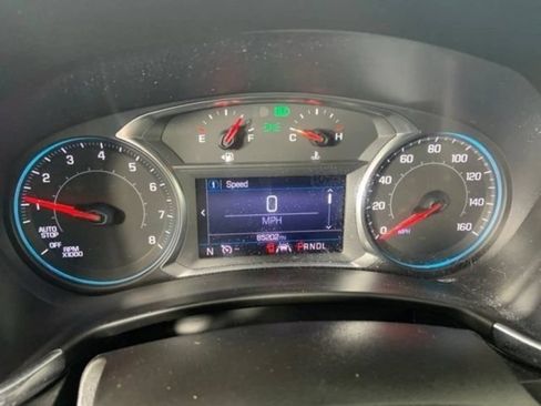 Used 2022 Chevrolet Equinox LS w/ LS Convenience Package FWD image 30