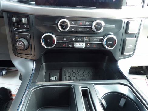 New 2025 Ford F150 XLT w/ Equipment Group 303A High image 15