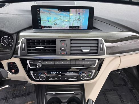 Used 2019 BMW 430i Convertible RWD image 18