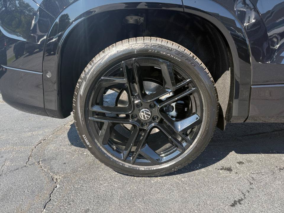 New 2026 Volkswagen Tiguan SE R-Line AWD/4WD image 23