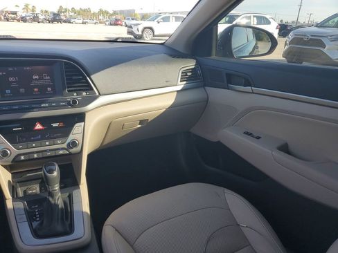 Used 2017 Hyundai Elantra Value Edition image 11