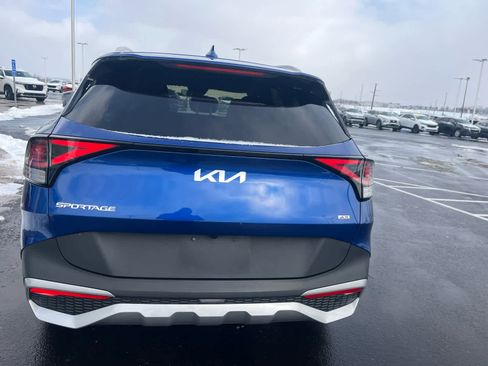 Used 2024 Kia Sportage EX image 14