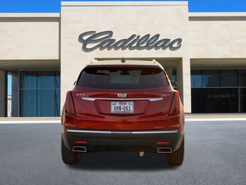 New 2026 Cadillac XT5 Luxury image 4