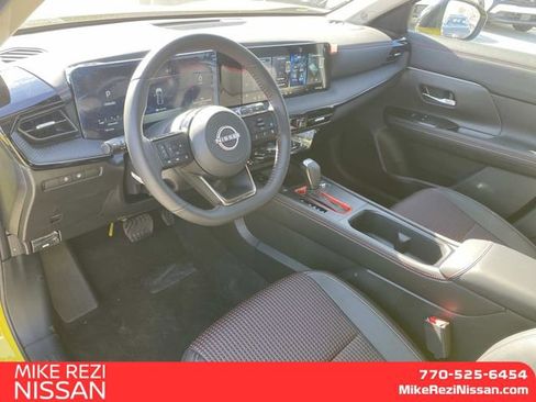 New 2026 Nissan Kicks SR w/ SR Premium Package AWD/4WD image 10