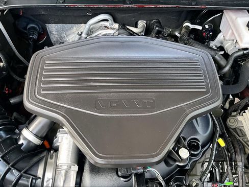 Used 2023 GMC Acadia Denali w/ Denali Ultimate Package FWD image 31