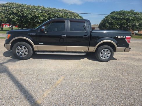 Used 2013 Ford F150 Lariat w/ Lariat Chrome Pkg AWD/4WD image 8