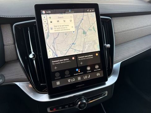 New 2026 Volvo XC90 B6 Plus w/ Protection Package Premier image 15