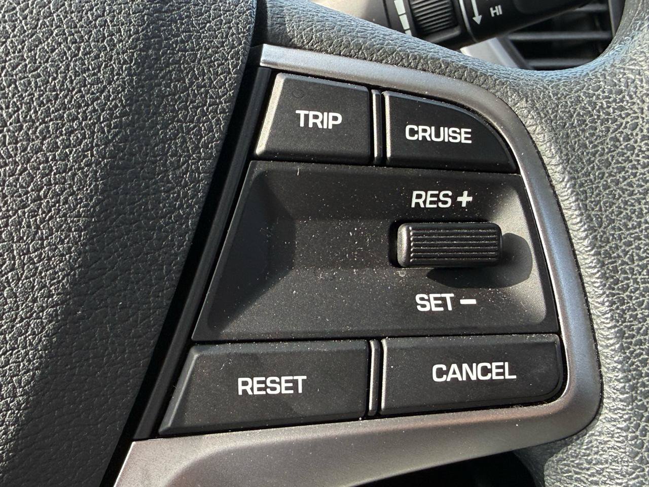 Used 2019 Hyundai Accent SE FWD image 14
