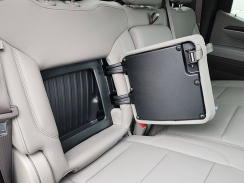 New 2026 GMC Sierra 1500 SLT image 47