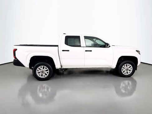 Certified 2025 Toyota Tacoma SR image 8